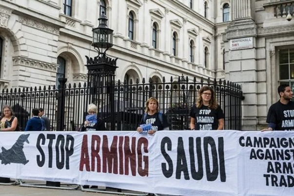 وقفة في لندن تطالب بوقف بيع الأسلحة إلى الحكومة السعودية