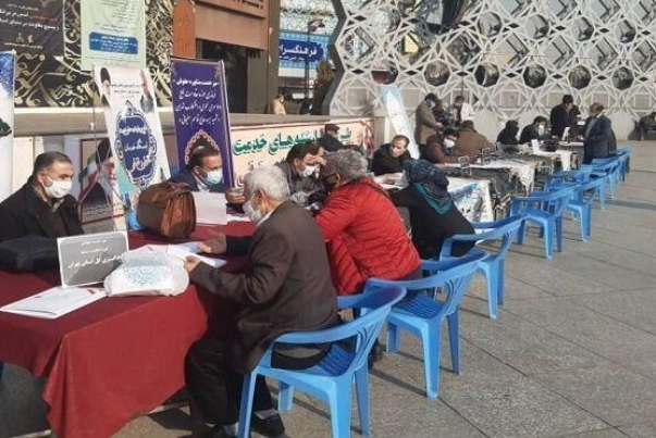 برپایی میز‌های خدمت قضایی و حقوقی در مسیر‌های راهپیمایی 22 بهمن