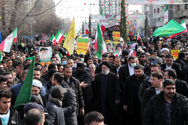 السيد رئيسي : "22 بهمن" يوم انطلاقة الحرية والاستقلال وتأسيس نظام الجمهورية الاسلامية