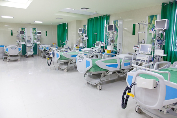 إضافة أكثر من 10800 سرير في مستشفيات ايران