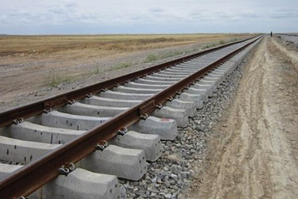 سفير باكستان في طهران: الخط السككي بين إيران وباكستان يسهل ربط إيران بالصين