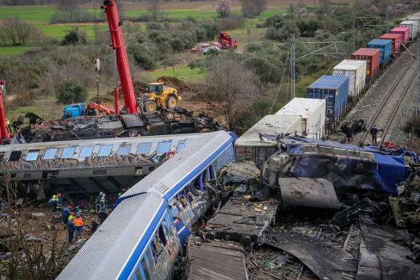 Железнодорожная авария со смертельным исходом в Греции: Премьер-министр принес извинения народу