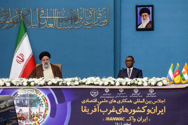 Раиси призвал к облегчению обременительных правил, регулирующих ирано-африканские связи