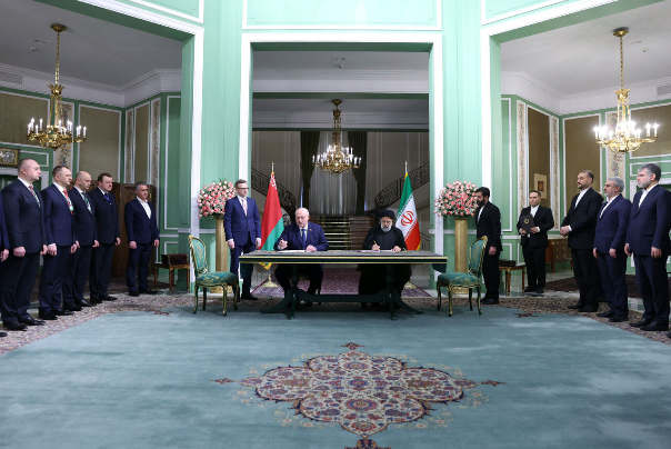 Иран и Беларусь подписали дорожную карту всестороннего сотрудничества