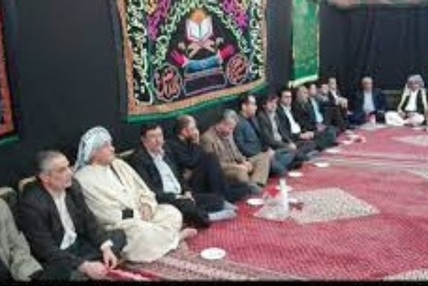 برگزاری محفل انس با قرآن در حسینیه شهدای شمخانی