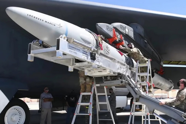 США признали неудачу испытания гиперзвуковой ракеты
