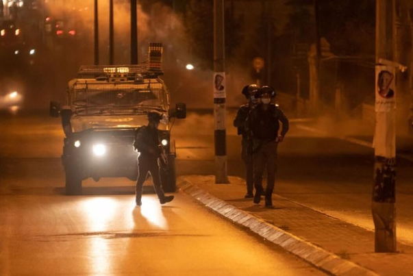 اندلاع اشتباكات مسلحة بين مقاومين وقوات الاحتلال جنوب جنين