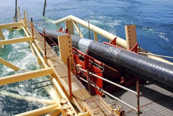 مشروع لمد انابيب جنوب ايران لتصدير الغاز الى سلطنة عمان