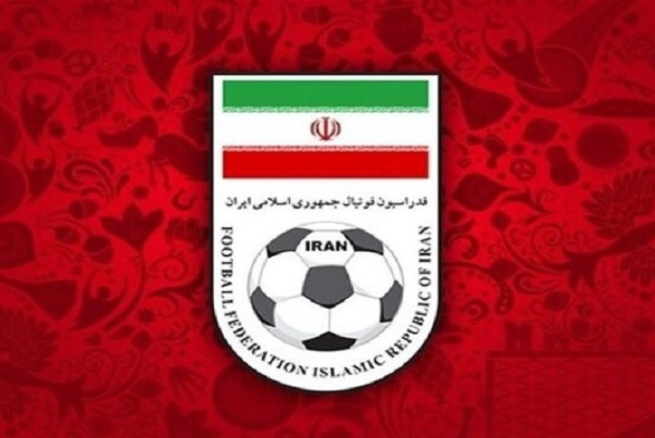 رئيس الاتحاد الإيراني لكرة القدم يدعو نظيره السعودي لزيارة طهران