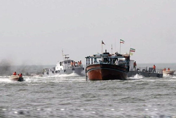 В Персидском заливе задержали судно с контрабандным топливом