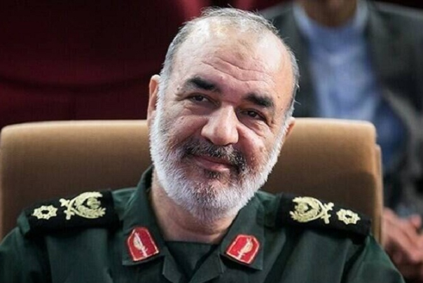 Поздравительное послание главкома КСИР по случаю Дня Армии Исламской Республики Иран