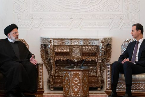 آية الله رئيسي: العلاقات الإيرانية السورية مرتبطة بدماء الشهداء الأعزاء
