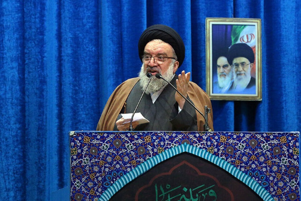 آیت‌الله خاتمی: شکست آمریکا در اتحاد کشورها علیه ایران اسلامی نصرت الهی است