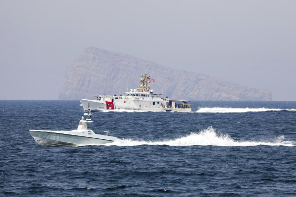 Иран отверг безосновательные обвинения США по безопасности судоходства в Персидском заливе