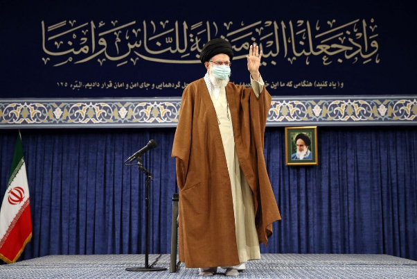 قائد الثورة يؤكد على وحدة الأمة الإسلامية