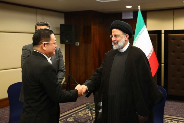 Президент Ирана призвал к расширению сотрудничества с ASEAN