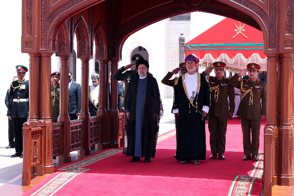 ما أهمية زيارة سلطان عمان الى طهران؟