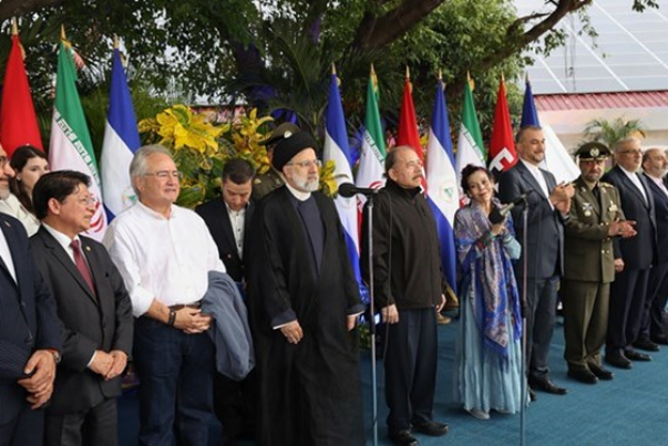 Президент Никарагуа встретил иранского коллегу в Манагуа