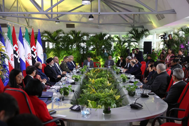 رئيس الجمهورية من نيكاراغوا: نولي أهمية بالعلاقات مع الدول المستقلة