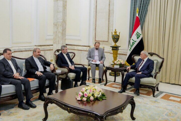 الرئيس العراقي يؤكد على تعزيز التعاون مع إيران في مجالي الطاقة والتجارة