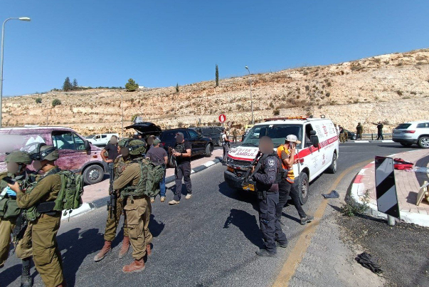 سه شهرک‌نشین صهیونیست در عملیات جدید در کرانه باختری مجروح شدند+ تصاویر