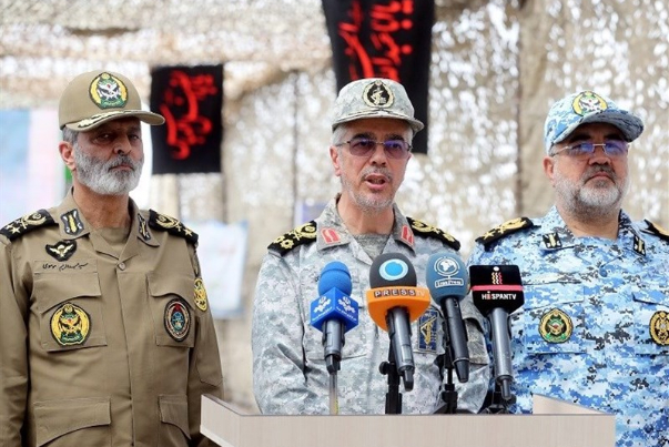 اللواء باقري يعلن تحقيق المناورات الجوية للجيش أهدافها