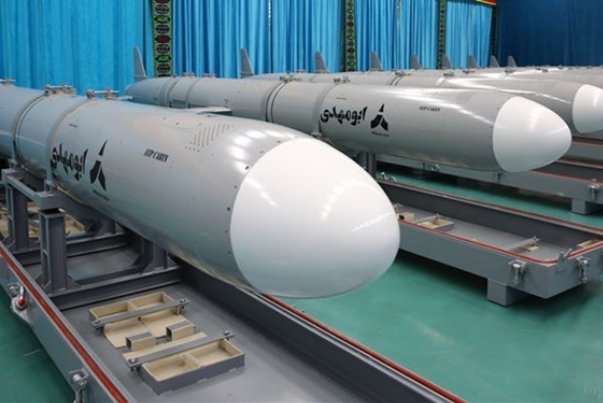 الدفاع الايرانية: من اولوياتنا تعزيز القدرات الصاروخية