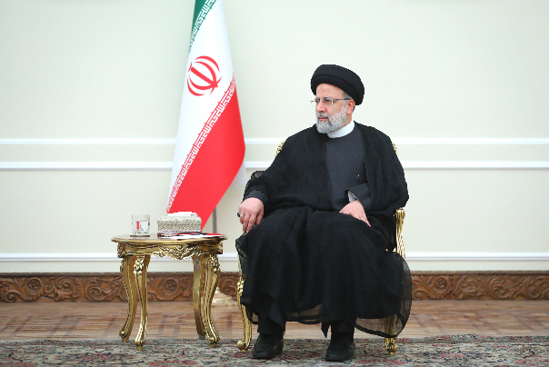 السيد رئيسي يؤكد على استعداد ايران لتوسيع العلاقات التجارية مع الدول المختلفة