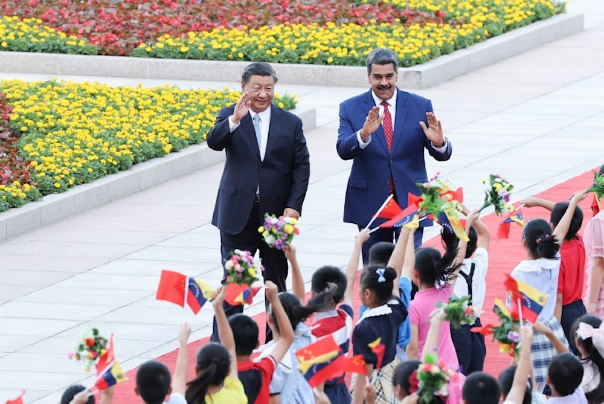 الرئيس الصيني يرفع مستوى العلاقات مع فنزويلا