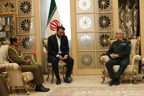 روابط نیروهای مسلح ایران و سلطنت عمان گسترده، مستمر و بی‌نظیر است
