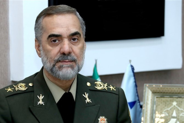 Министр обороны Ирана прибыл в Таджикистан