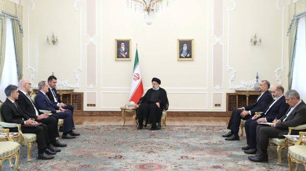 The subjects of discussion between President of Iran and Azerbaijan's FM