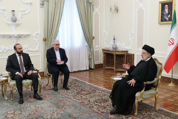 السيد رئيسي يؤكد على استعداد طهران لحل الخلافات بين يريفان وباكو