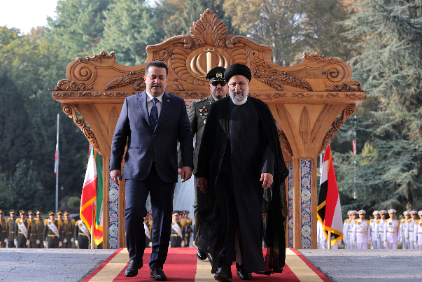 گزارش تصویری | استقبال رسمی از نخست وزیر عراق