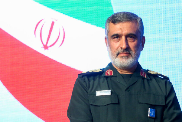 العميد حاجي زادة: إيران في ذروة قوتها بحيث لا يمكن لأحد أن يهددها
