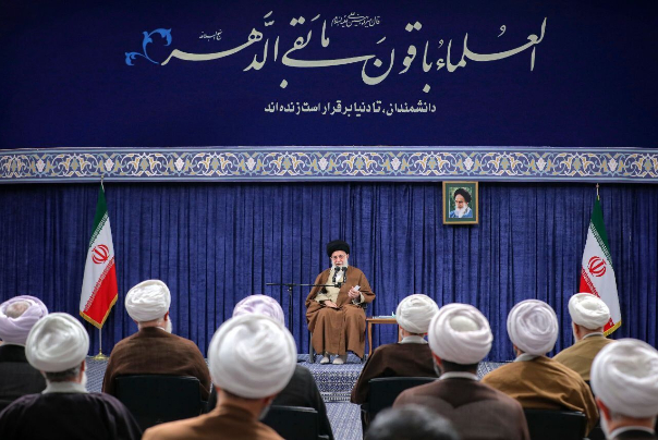 Supreme Leader praises late Ayatollah Tabatabayi as ‘innovative philosopher’