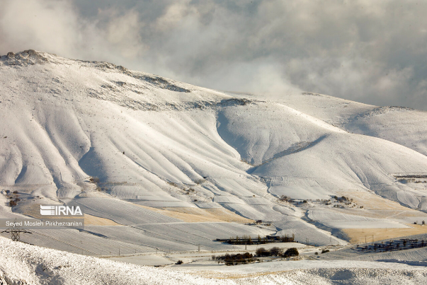 گزارش تصویری | برف پاییزی در کردستان