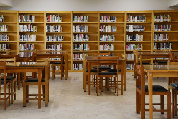 کتاب‌خانه مدارس در حسرت صف دانش‌آموزان کتاب‌خوان