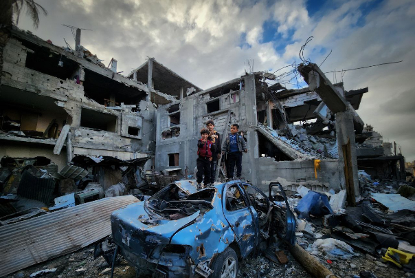 اليوم الـ 55 للعدوان على غزة.. تمديد التهدئة في اللحظة الأخيرة