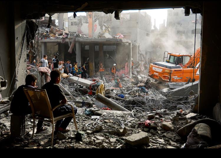 الاحتلال يواصل جرائم الإبادة الجماعية في غزة لليوم الـ 41