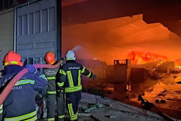 انفجار در کارخانه لوازم آرایشی در سیمین‌دشت؛ شمار مجروحان به 53 تن رسید