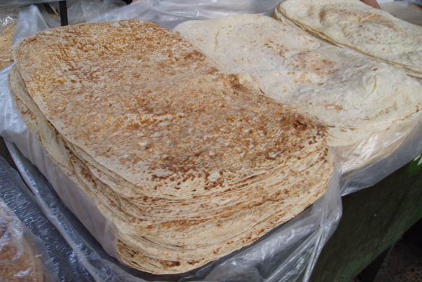سهمیه‌بندی نان در تهران را تکذیب شد