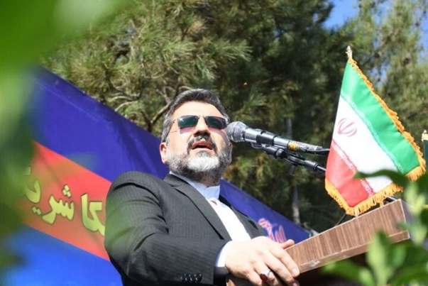 وزير الثقافة يشيد بإستئناف أعمال المعرض الايراني للإعلام