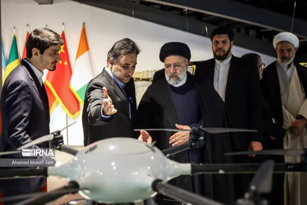 Визит президента в Дом инноваций и технологий Ирана на Тегеранской международной выставке