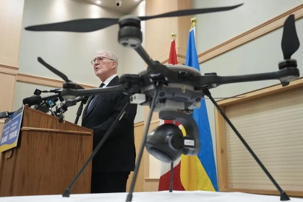 کانادا 800 پهپاد جنگی به اوکراین ارسال می‌کند