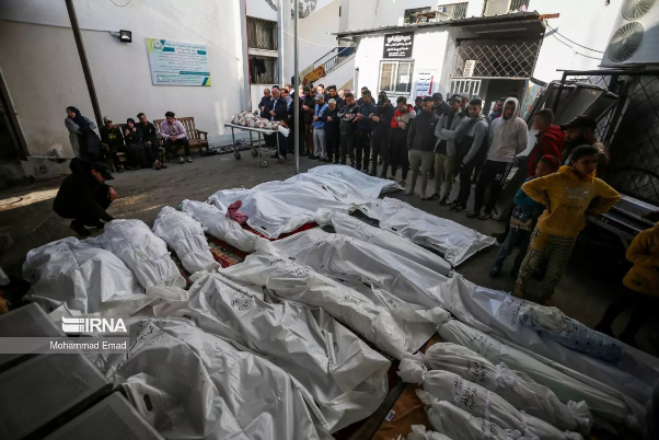 40 dead, 100 injured in Zionist regime strikes on central Gaza