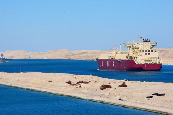 کشتیرانی دیانا تردد از دریای سرخ را متوقف کرد