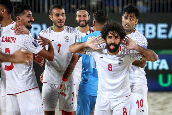واکنش فیفا به درخشش تیم ساحلی ایران در مقابل برزیل +فیلم
