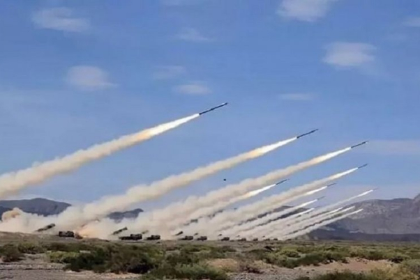 حزب الله يمطر قاعدة للعدو الصهيوني بـ60 صاروخا