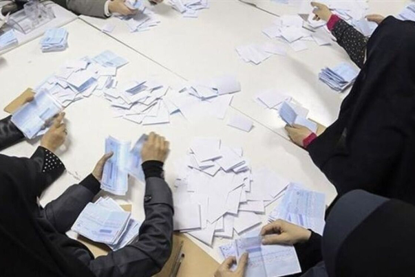 30 کاندیدای پیشتاز در تهران عضو کدام فهرست انتخاباتی بودند؟